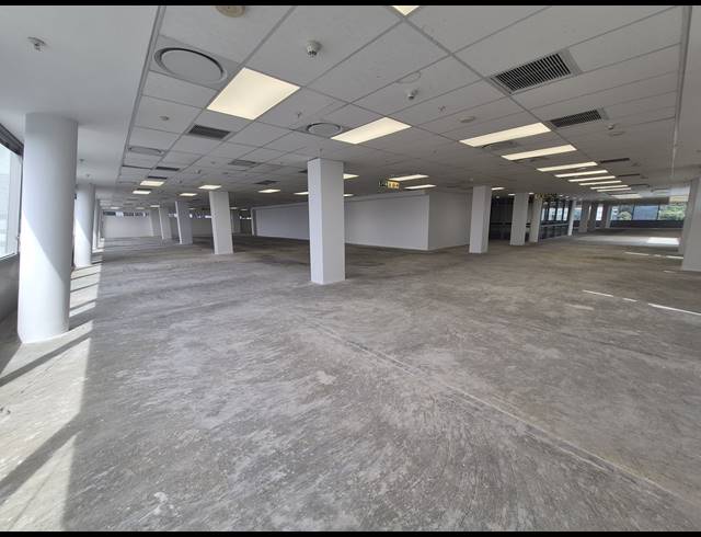 695M² OFFICE TO LET IN SANDTON CENTRAL